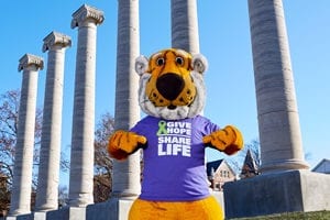 Truman the Tiger is a Green Ribbon Champion